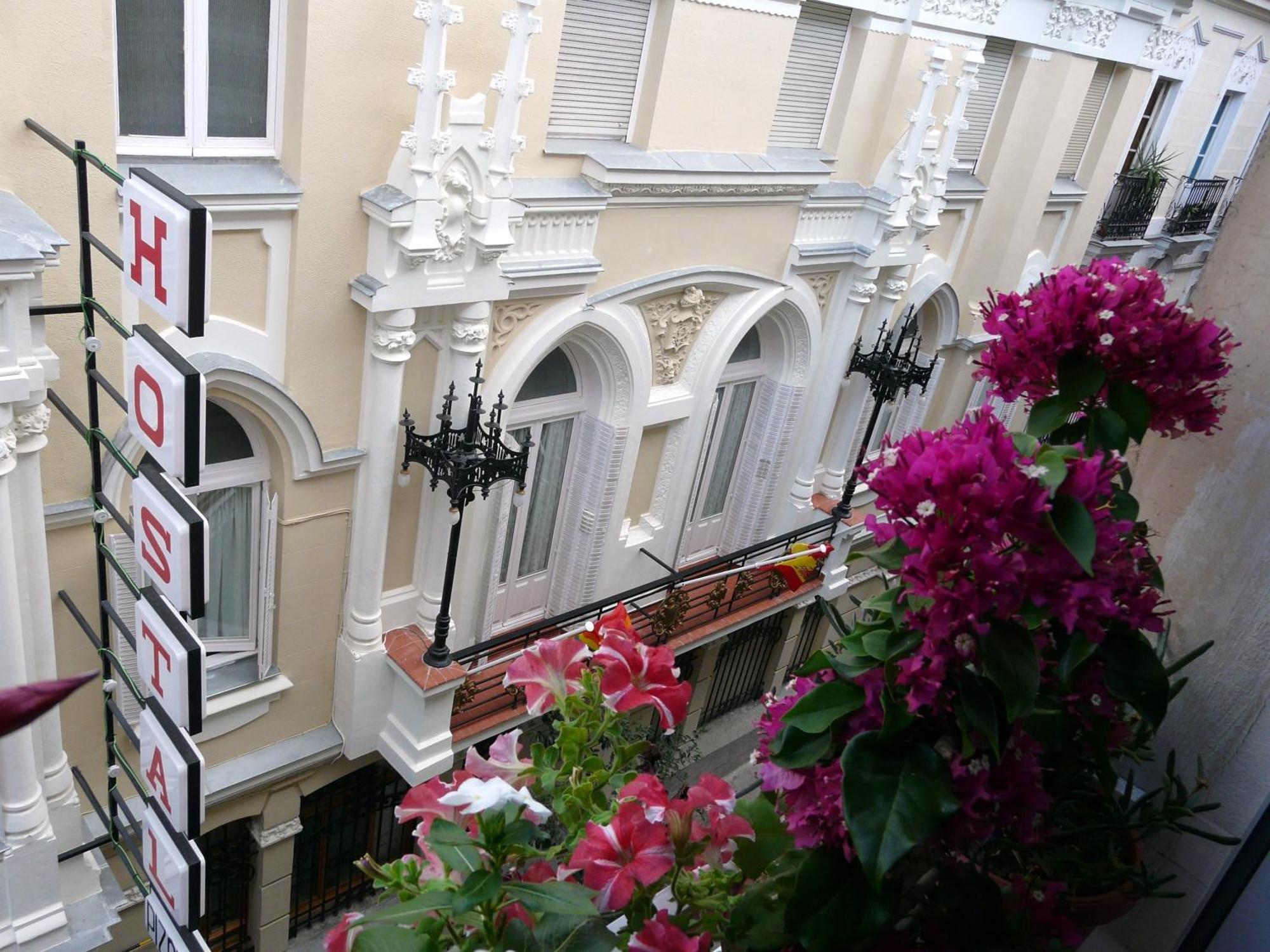 Hostal Goyal Pizarro Madrid Eksteriør bilde