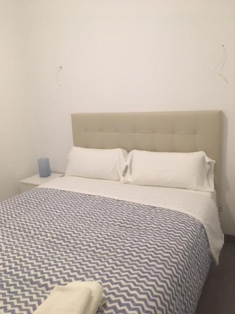 Hostal Goyal Pizarro Madrid Eksteriør bilde