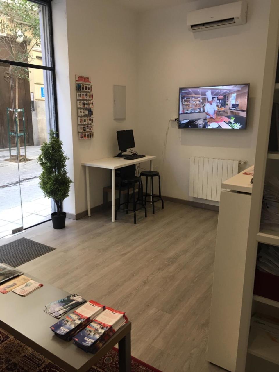 Hostal Goyal Pizarro Madrid Eksteriør bilde