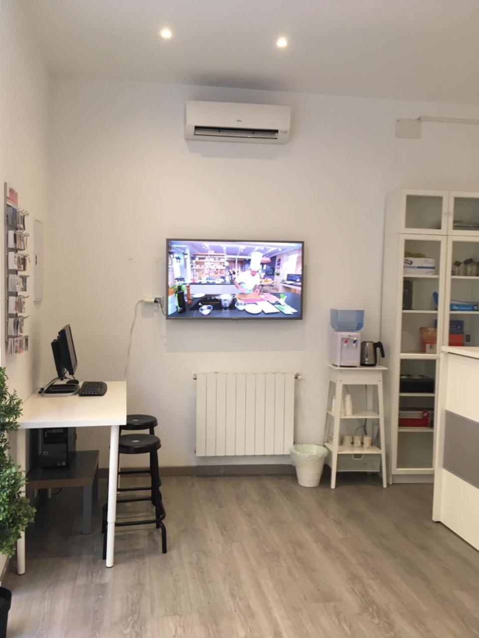 Hostal Goyal Pizarro Madrid Eksteriør bilde